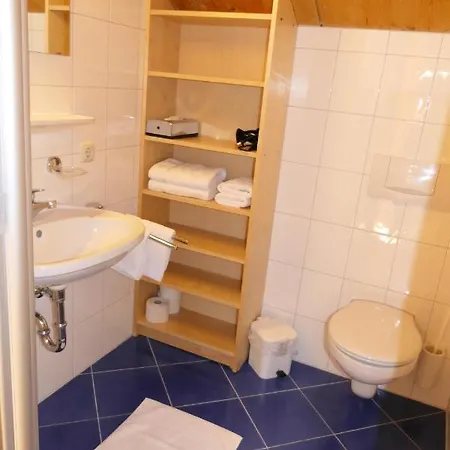 N Apartment *