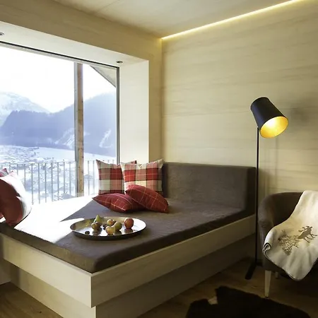 Apartment N